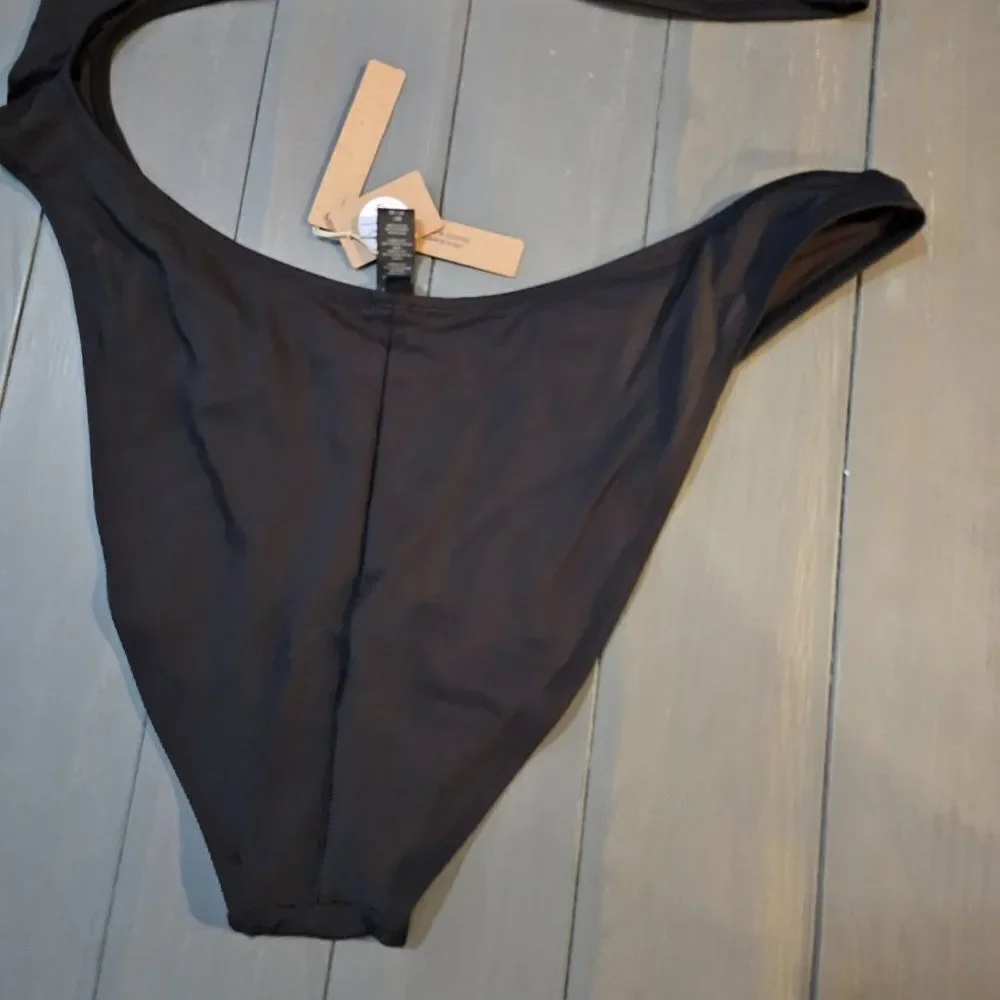 Skims Women's Onyx Recycled Swim Strapless Cut-Out Monokini Size 2X